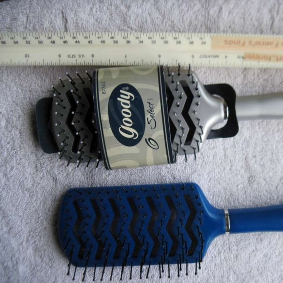 Goody Select Plastic Vented Flat Paddle Hair Brush Blow Dry 1999 Blue Silver - Picture 6 of 15